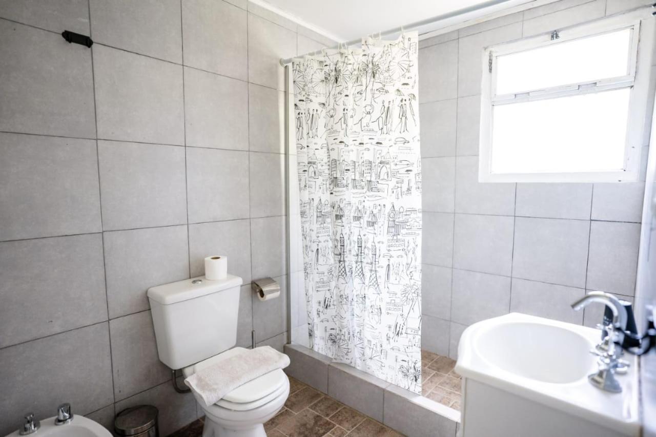 Ciao Bariloche - Habitaciones Privadas En Hostel 外观 照片