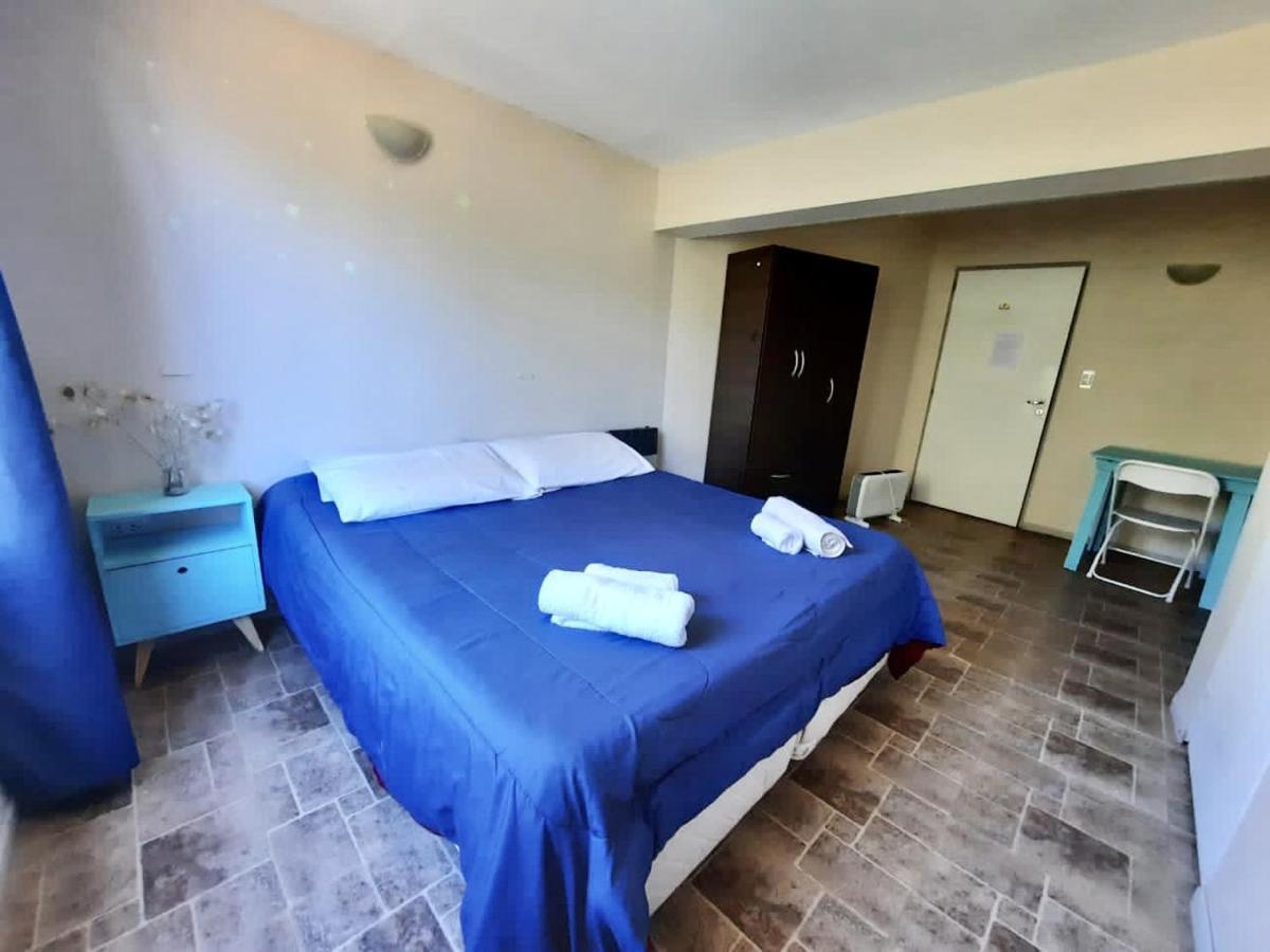 Ciao Bariloche - Habitaciones Privadas En Hostel 外观 照片