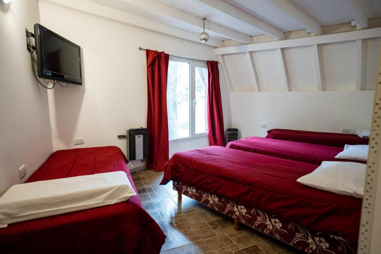 Ciao Bariloche - Habitaciones Privadas En Hostel 外观 照片
